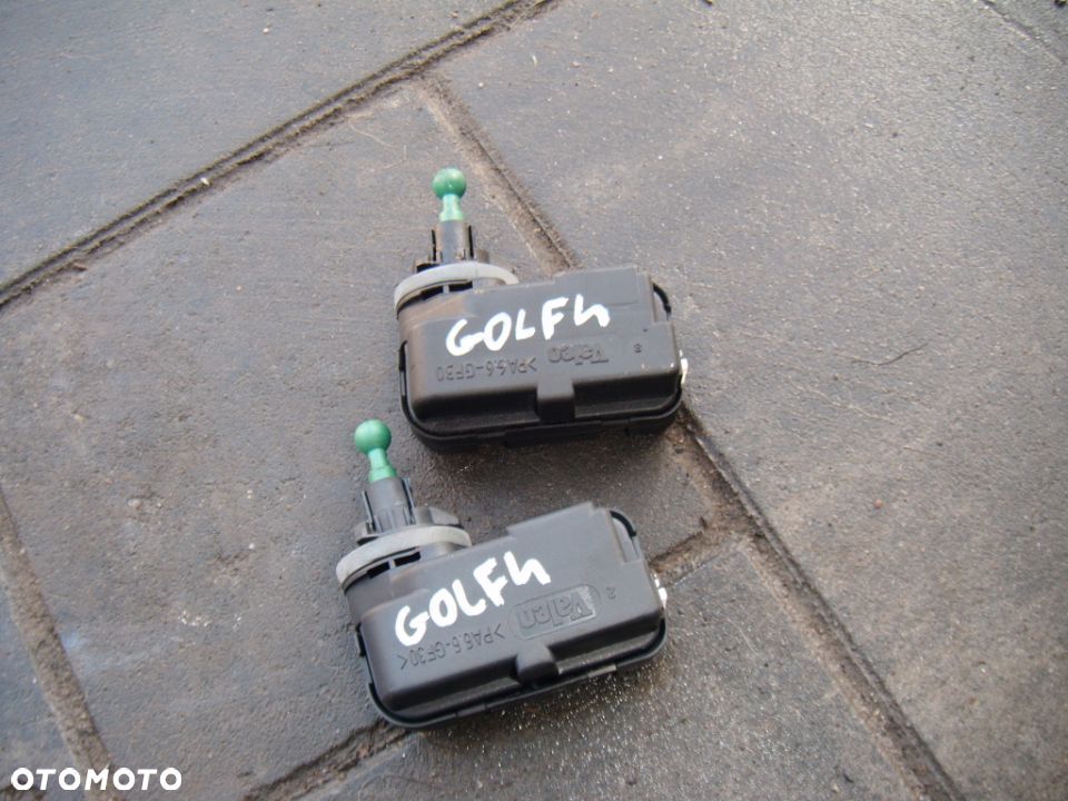 golf 4 silnik regulacji lampy - 1