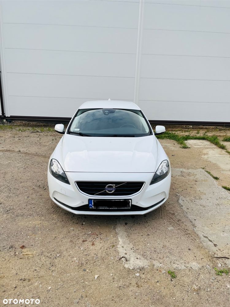 Volvo V40 D4 Drive-E Momentum - 1
