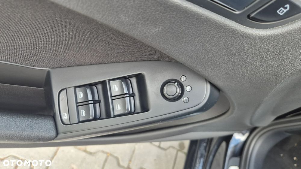 Audi A4 Avant 2.0 TDI DPF Attraction - 10
