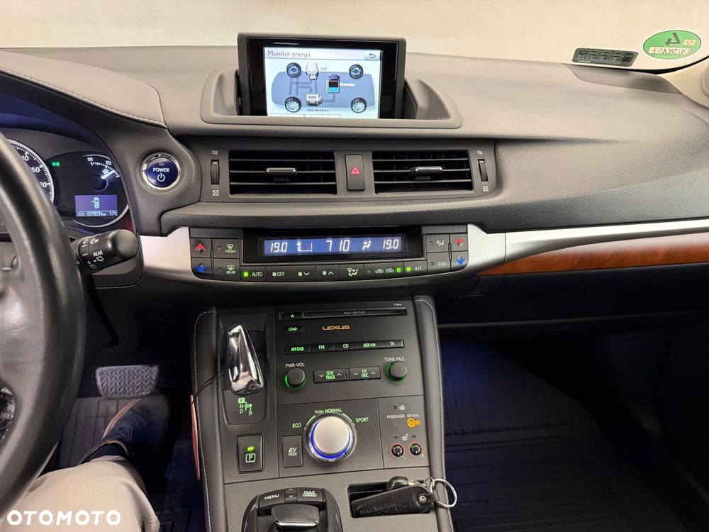 Lexus CT 200h Elegance - 18