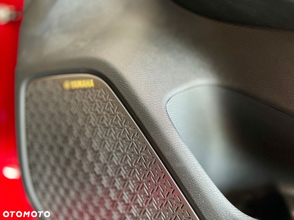 Mitsubishi Outlander - 22