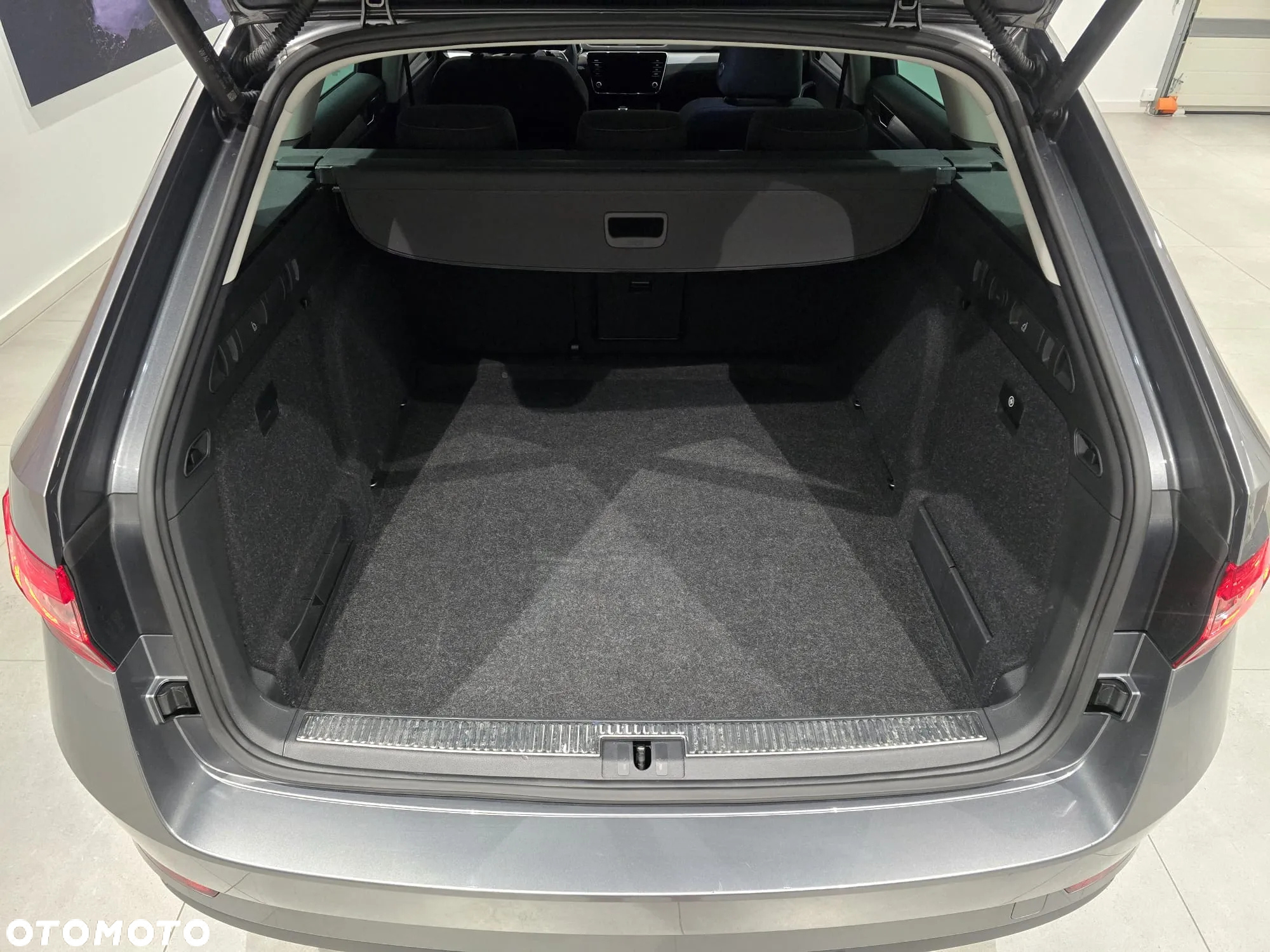 Skoda Superb 1.5 TSI Ambition DSG - 8