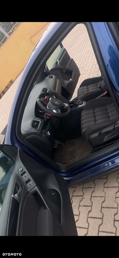 Volkswagen Golf 2.0 TSI GTI DSG - 3