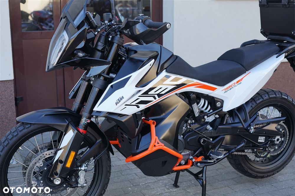 KTM Adventure - 30