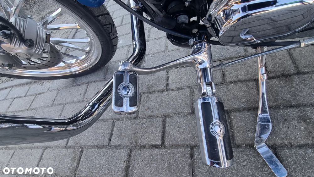 Harley-Davidson Sportster Custom 1200C - 7