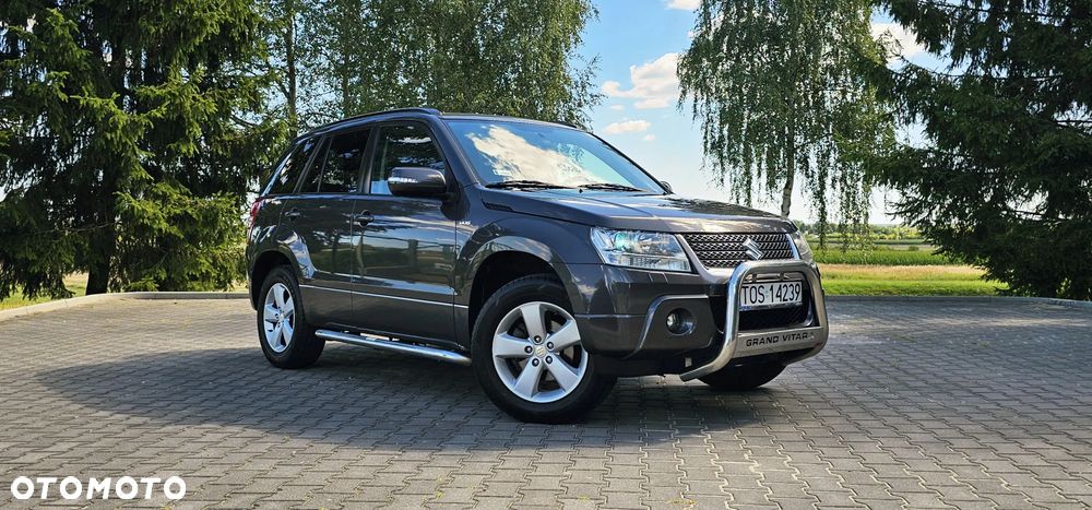 Suzuki Grand Vitara 1.9 DDiS Premium EU5 - 1