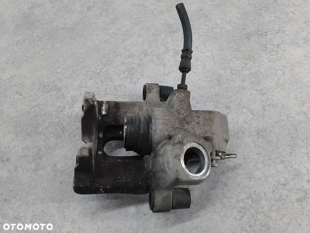 ZACISK HAMULCOWY PRAWY TYŁ PEUGEOT 508 I SW CZH2408 ABE 2.0 HDI - 6
