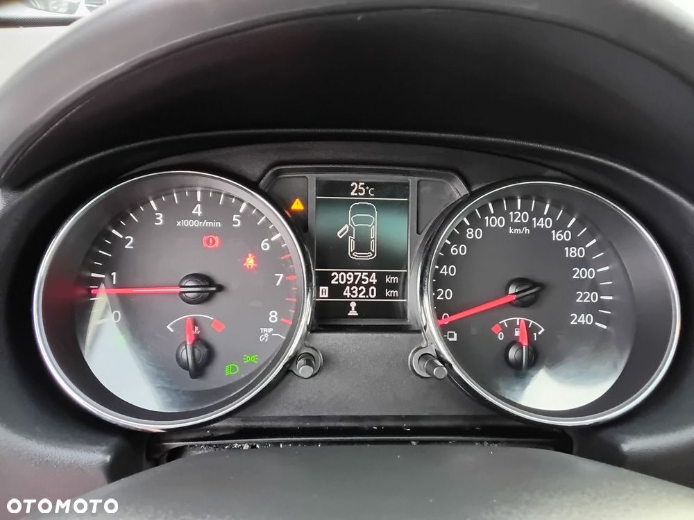 Nissan Qashqai+2 - 24