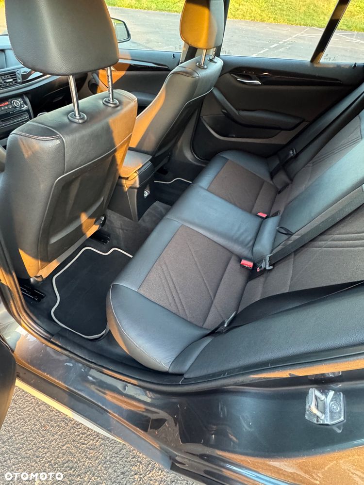 BMW X1 - 16