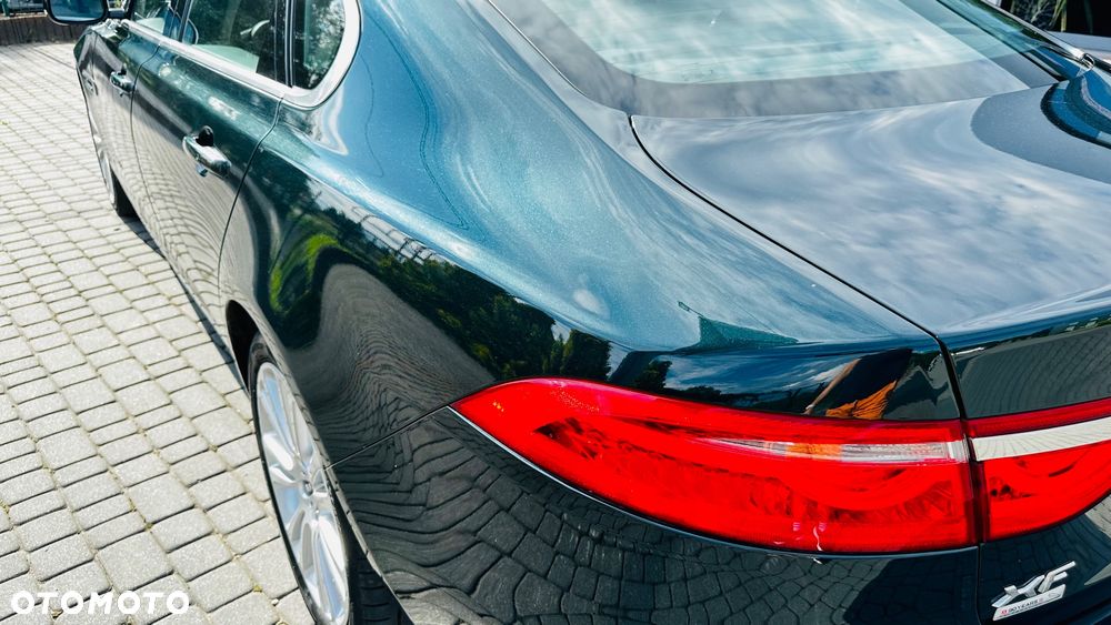Jaguar XF 35t AWD Prestige - 16