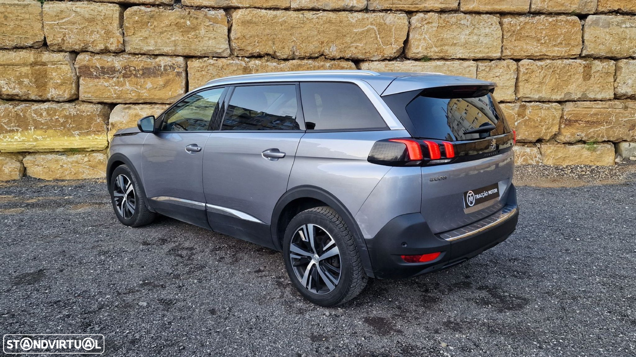 Peugeot 5008 1.5 BlueHDi Allure EAT8 - 6