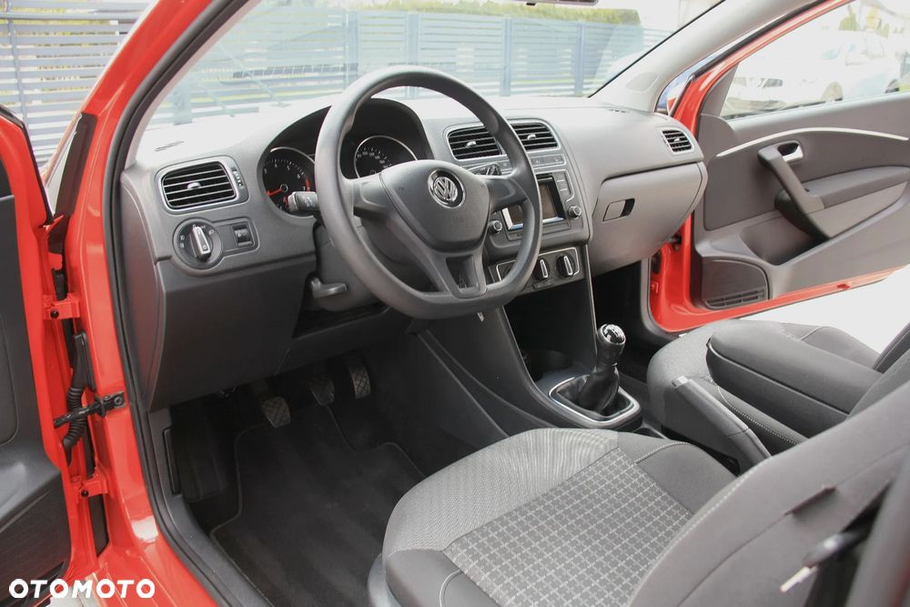 Volkswagen Polo 1.0 Comfortline - 29