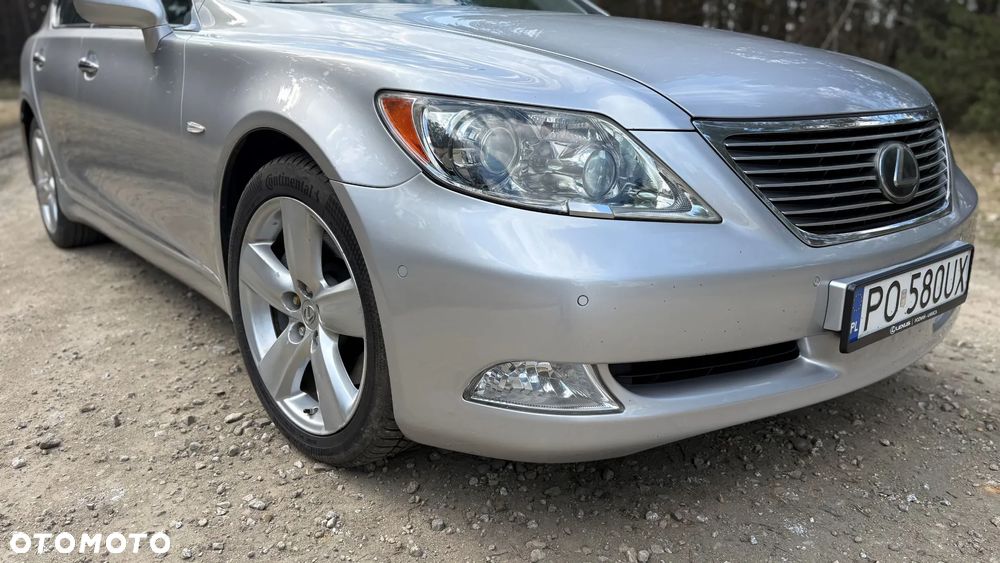 Lexus LS 460 Prestige - 9