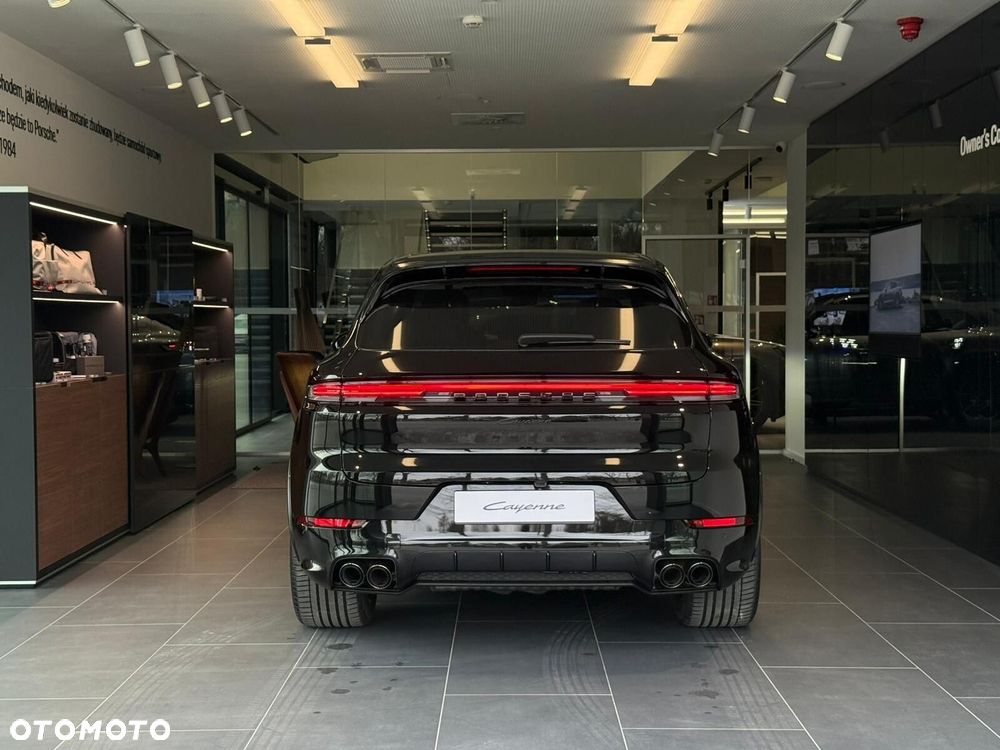 Porsche Cayenne - 5