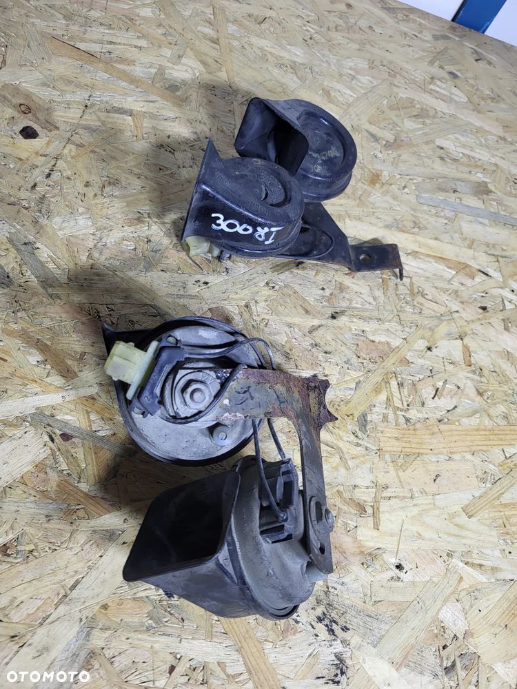 Klakson sygnał dźwiękowy Peugeot 3008 I 5008 I - 2