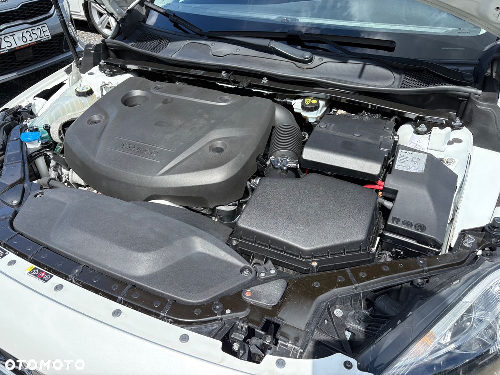 Volvo V40 D2 Kinetic - 15