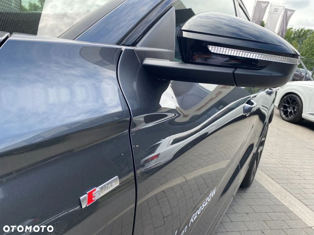 Audi Q6 e-tron - 12