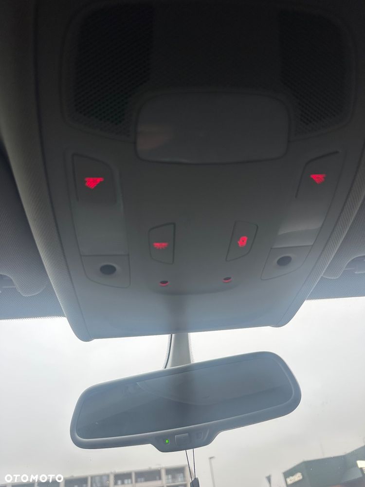 Audi A6 Avant 2.0 TDI Ultra DPF S tronic - 26