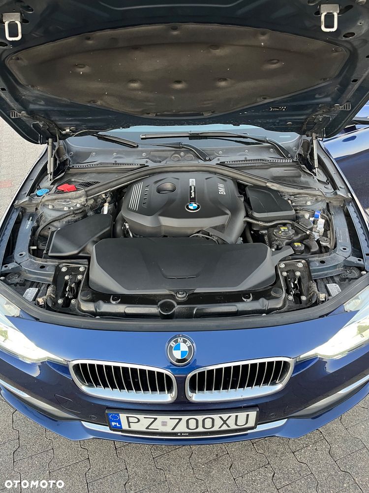 BMW Seria 3 320i xDrive Luxury Line - 20