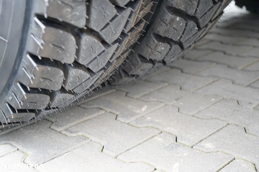 Scania P 410 / 8x4 / BASCULATOR SPATE / JANTE DIN ALIAJ / ANVELOPE 100% / MANUALĂ / - 23
