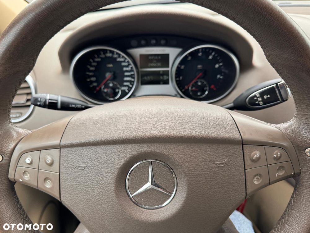 Mercedes-Benz ML - 19