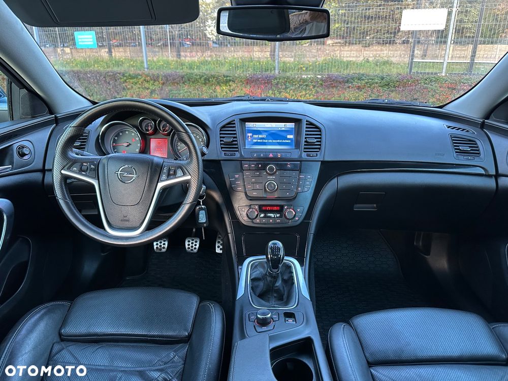 Opel Insignia - 12