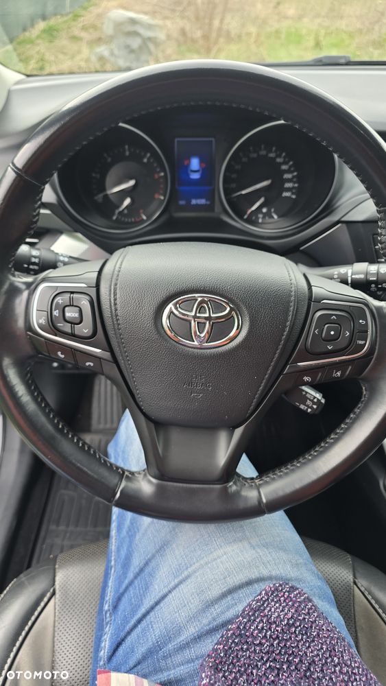 Toyota Avensis 2.0 D-4D Active Business - 10