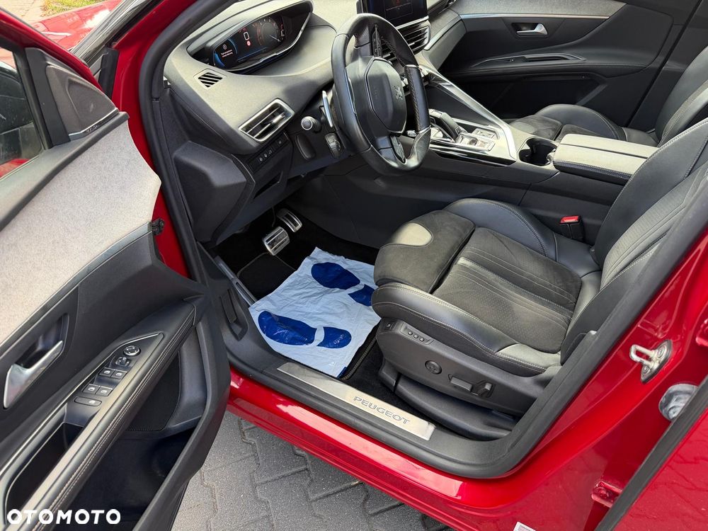 Peugeot 5008 PureTech 180 EAT8 Stop & Start GT Pack - 17