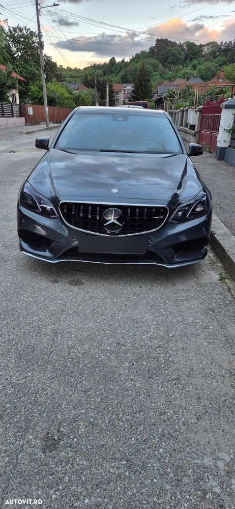 Mercedes-Benz E - 5