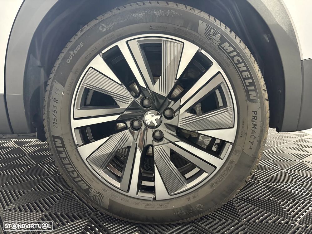 Peugeot e-2008 50 kWh GT - 16