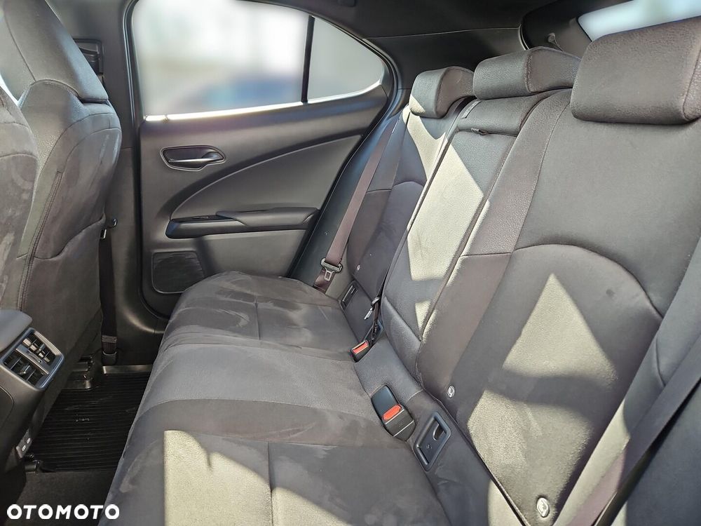 Lexus UX 250h GPF Business 2WD - 22