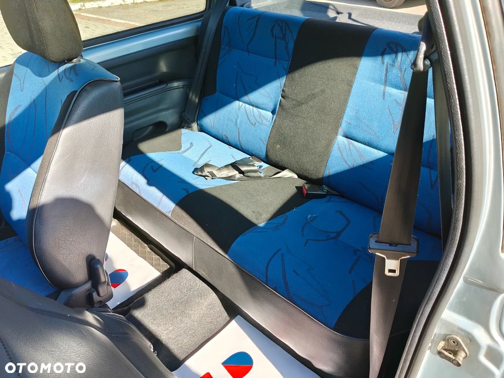 Peugeot 106 1.1 XT - 8