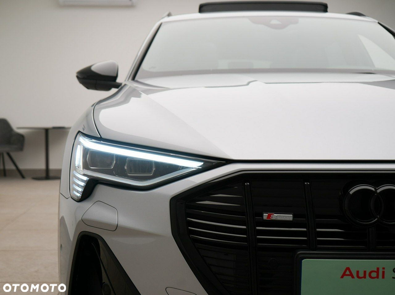 Audi e-tron - 14