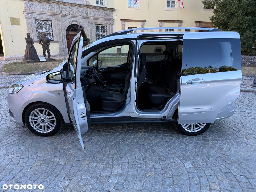 Ford Tourneo Courier 1.5 TDCi S&S Titanium - 26