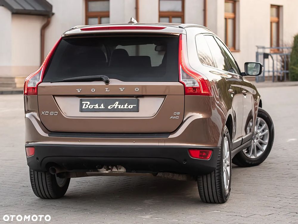 Volvo XC 60 D5 AWD Summum - 12