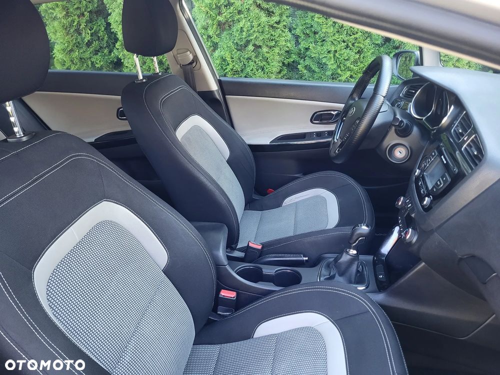 Kia Ceed - 21