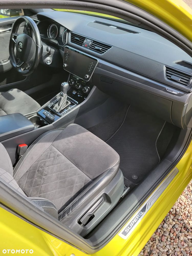 Skoda Superb 2.0 TSI 4x4 Sportline DSG - 13