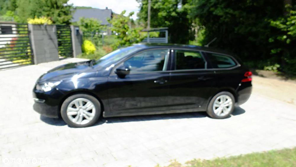 Peugeot 308 1.6 HDi Active - 11