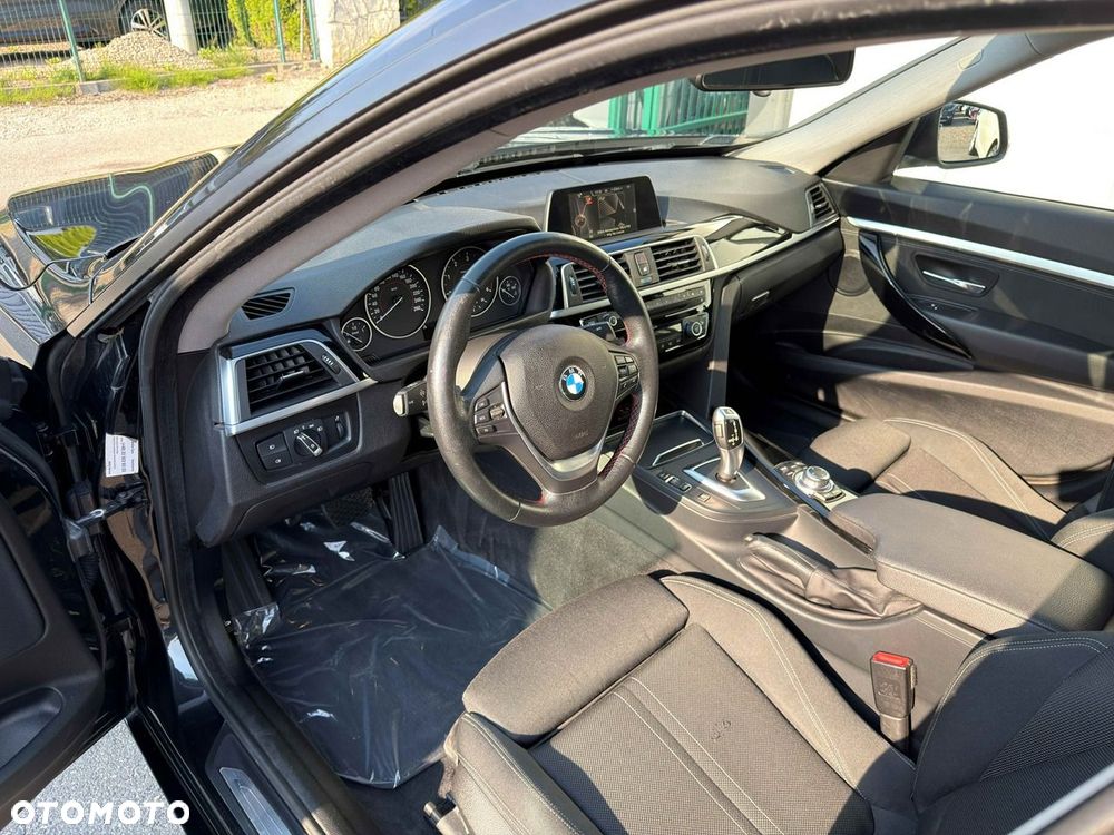 BMW Seria 3 318d MHEV Sport Line - 15