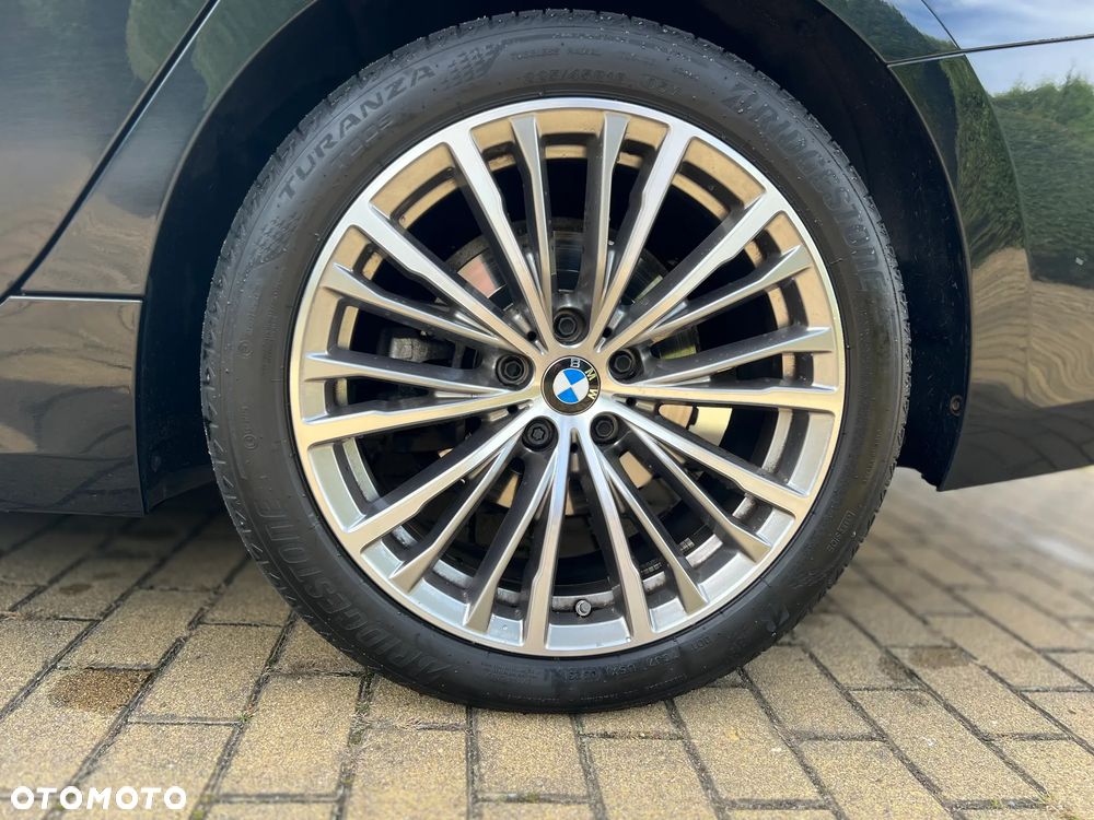 BMW Seria 3 320d xDrive Luxury Line sport - 39