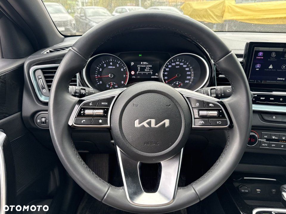 Kia XCeed - 20
