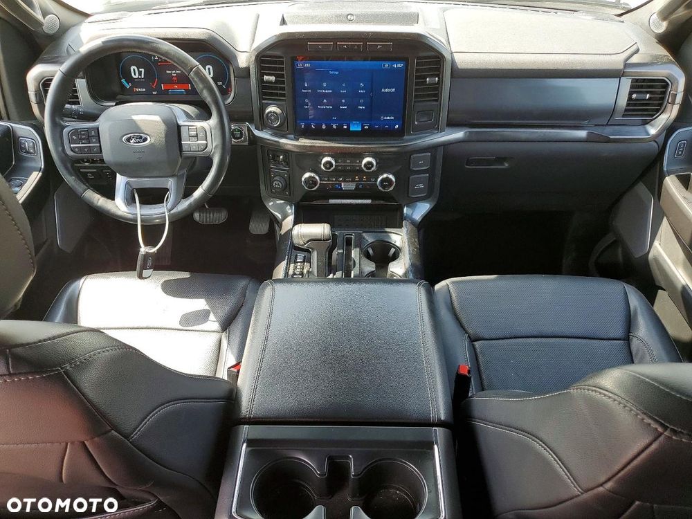 Ford F150 - 8