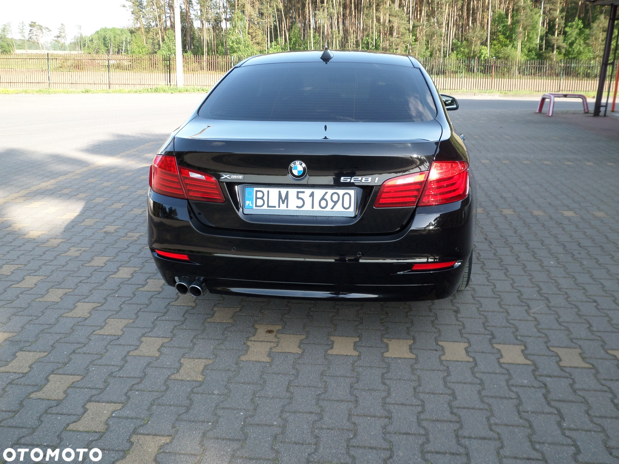 BMW Seria 5 528i xDrive Luxury Line - 7