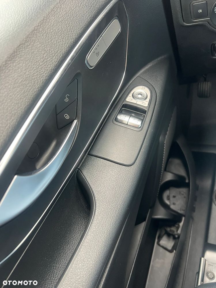 Mercedes-Benz Vito - 14