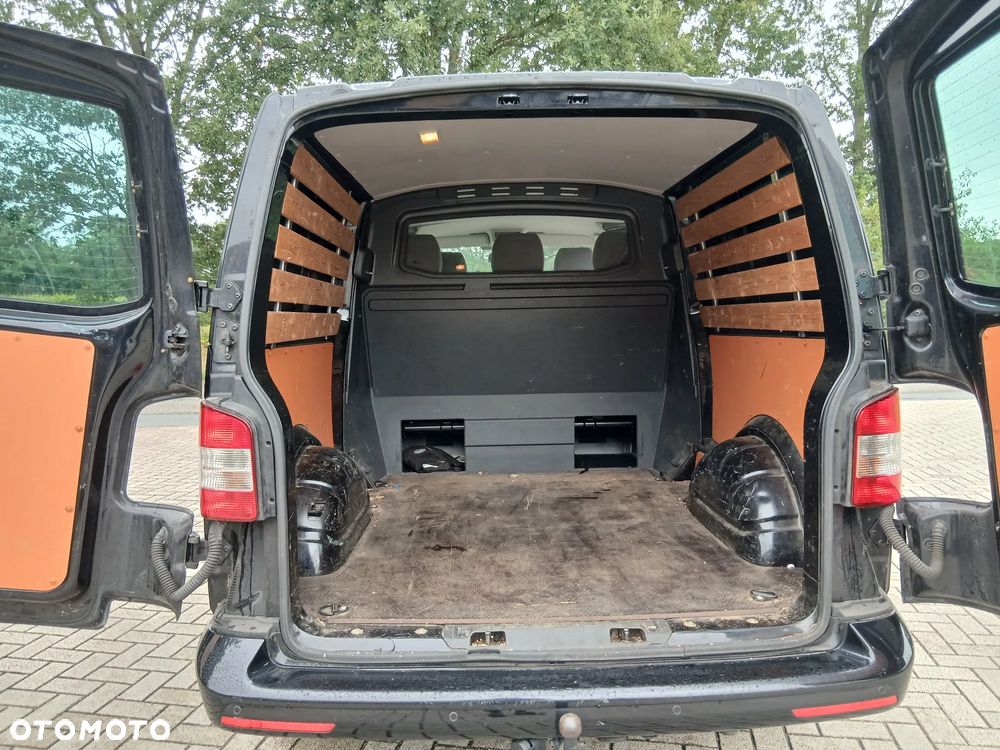 Volkswagen Transporter - 13