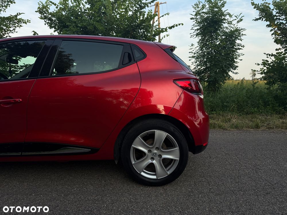 Renault Clio - 11