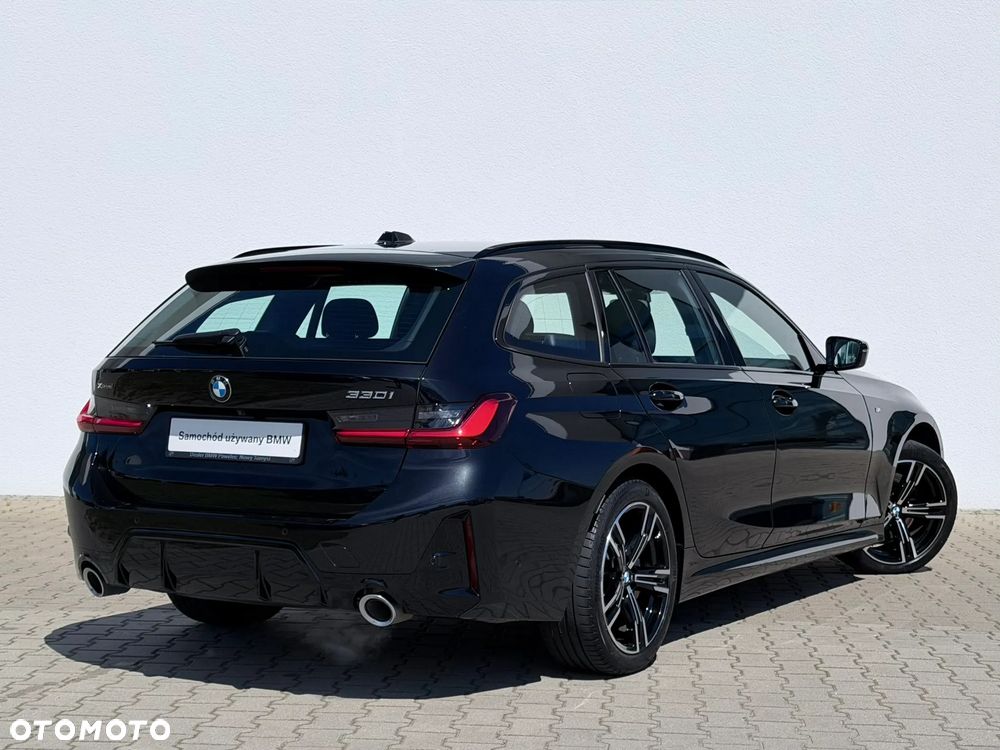 BMW Seria 3 330i xDrive M Sport - 3