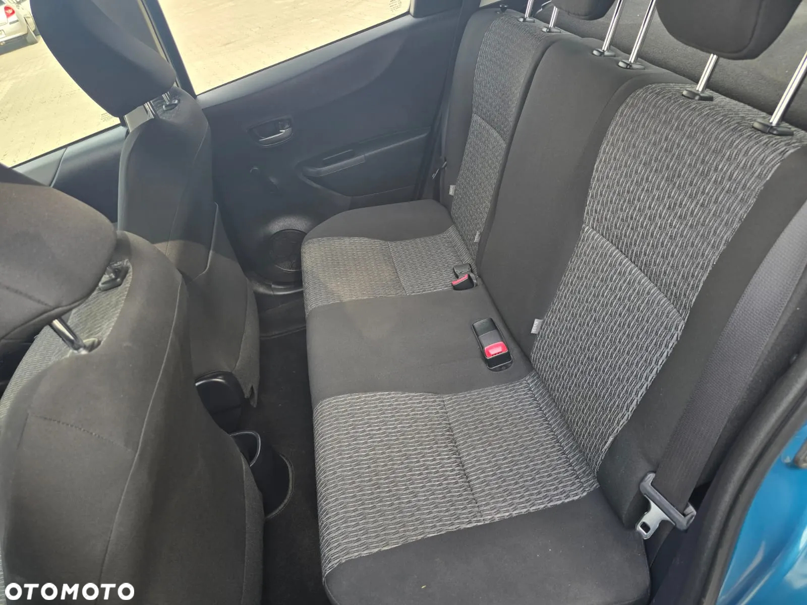Toyota Yaris - 17