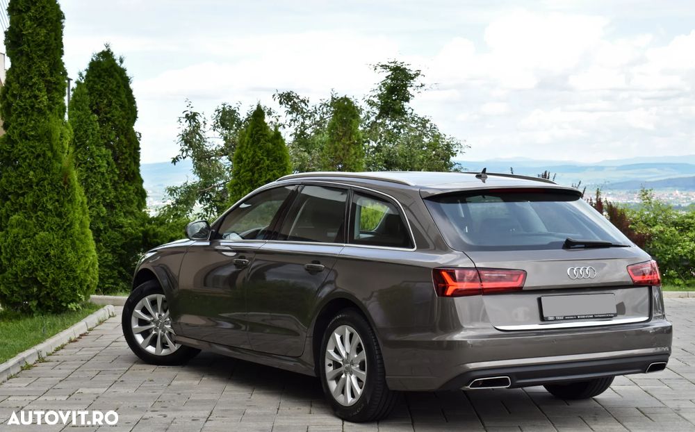 Audi A6 Avant 2.0 TDI Ultra DPF S tronic - 5