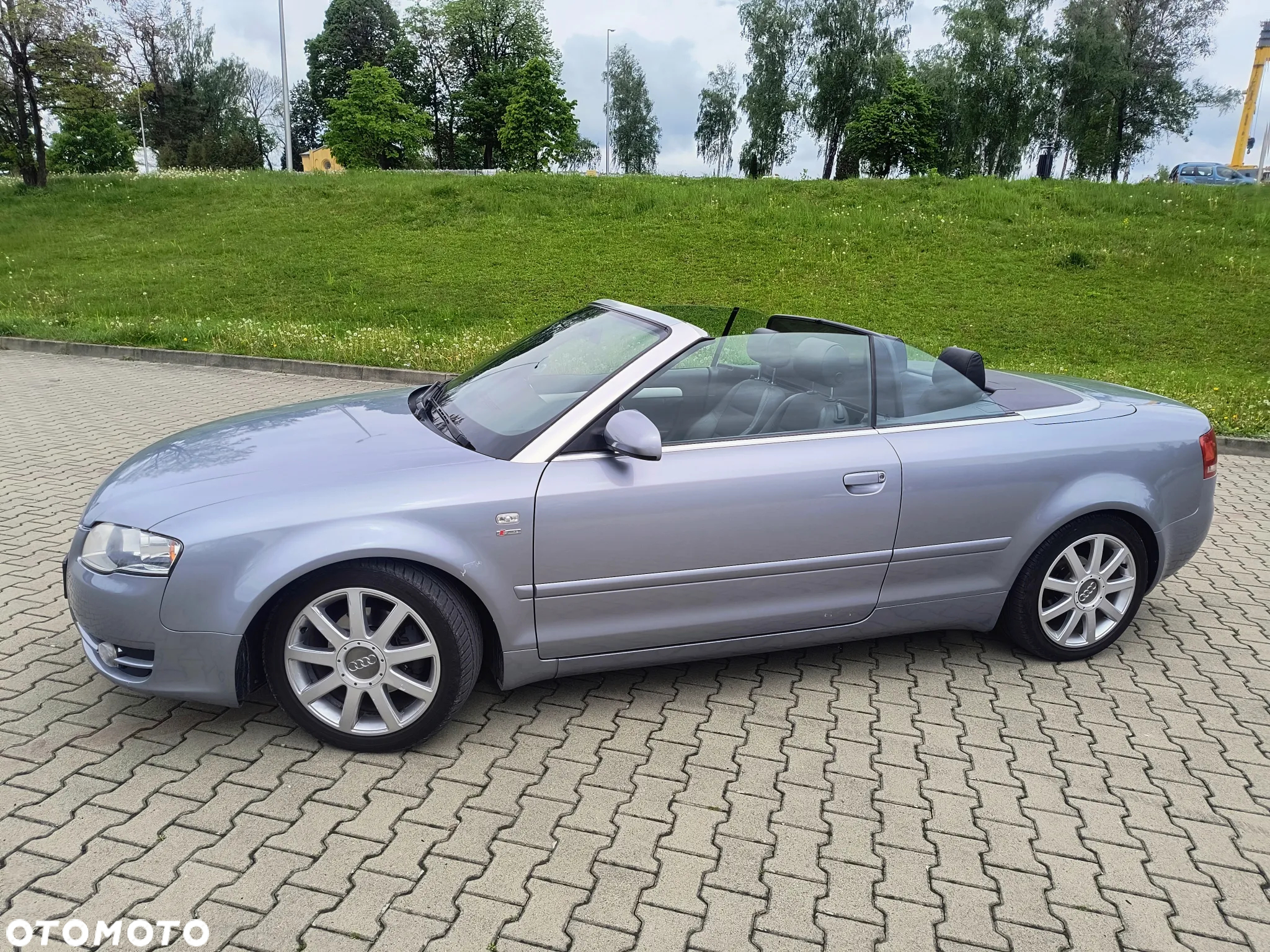 Audi A4 Cabriolet 2.0 TDI DPF - 10